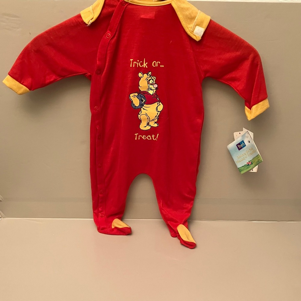 Disney Winnie the Pooh Halloween Red Hooded Footed Sleeper 6 Months NWT 17251